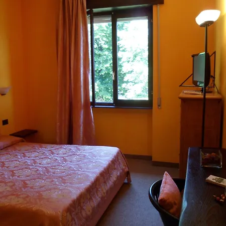 ホテル Panoramico D'orta Only Adults 3*