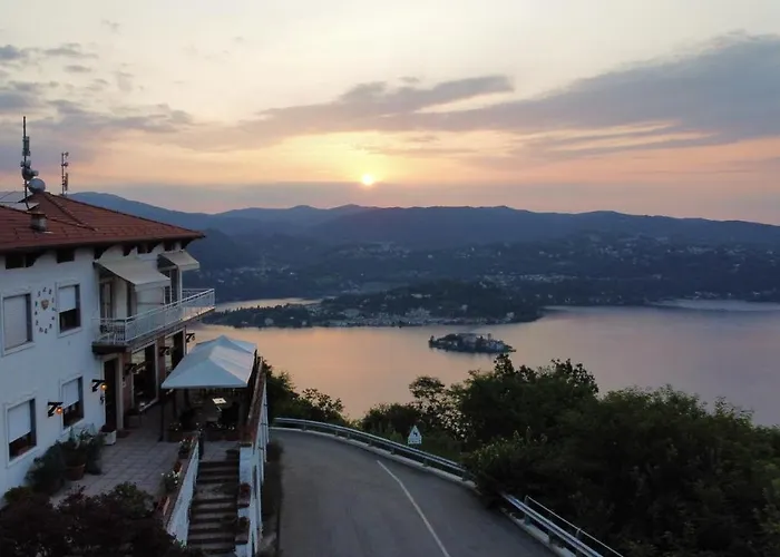 Panoramico D'orta Only Adults Hotel Madonna Del Sasso